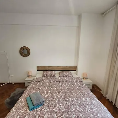 Апартаменти Old City Ultracentral Бухарест