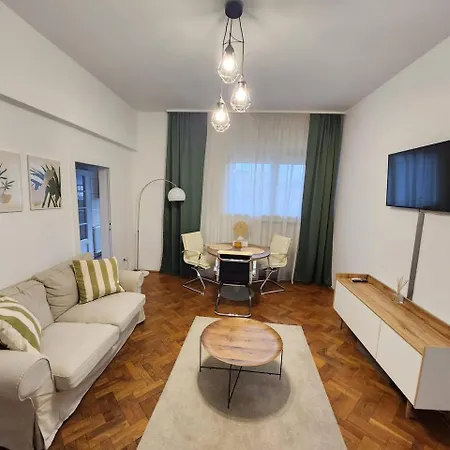 Old City Ultracentral Apartment